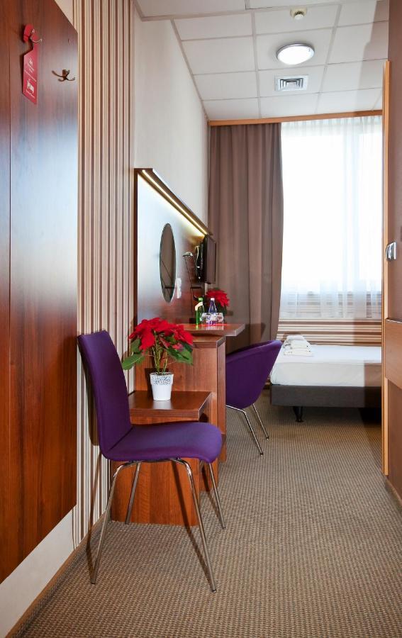 Hotel Aspel คราคูฟ ภายนอก รูปภาพ